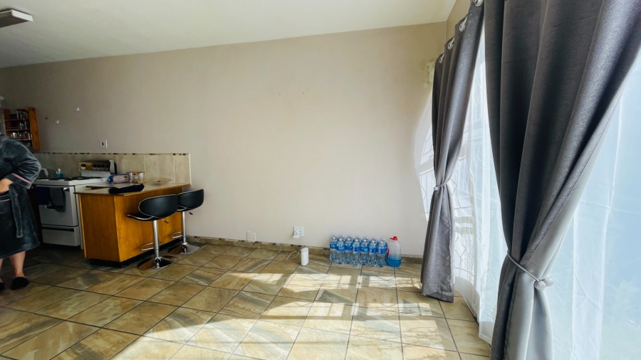 2 Bedroom Property for Sale in Potchefstroom South North West